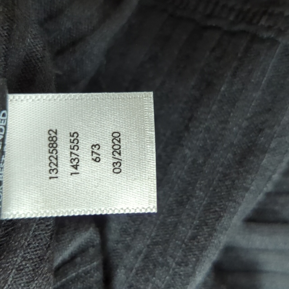 Torrid Off-Shoulder Ribbed Top - Picture 8 of 8